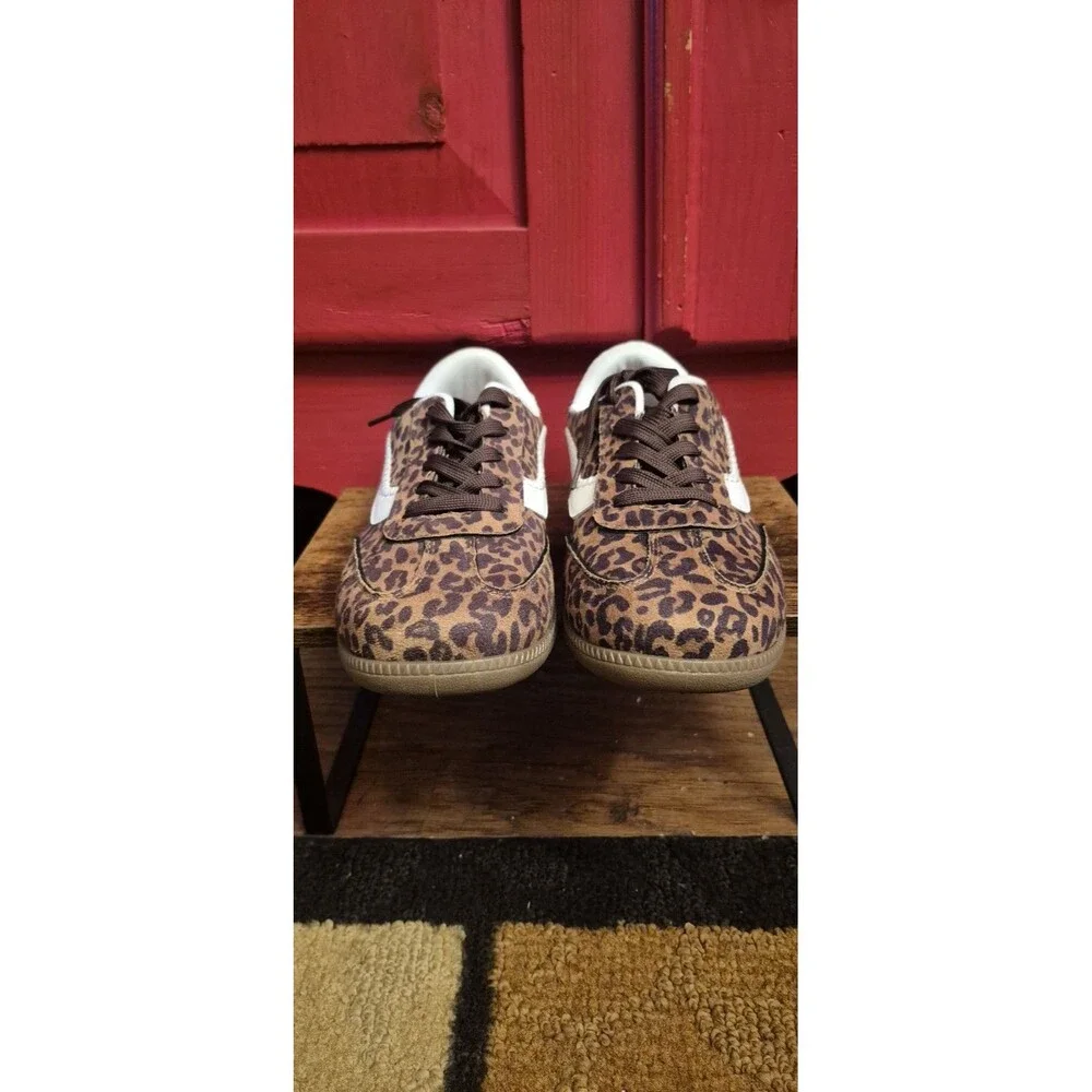 New Maurices 8.5 M SuperCush Demi Leopard Lace Up Sneakers Animal Print